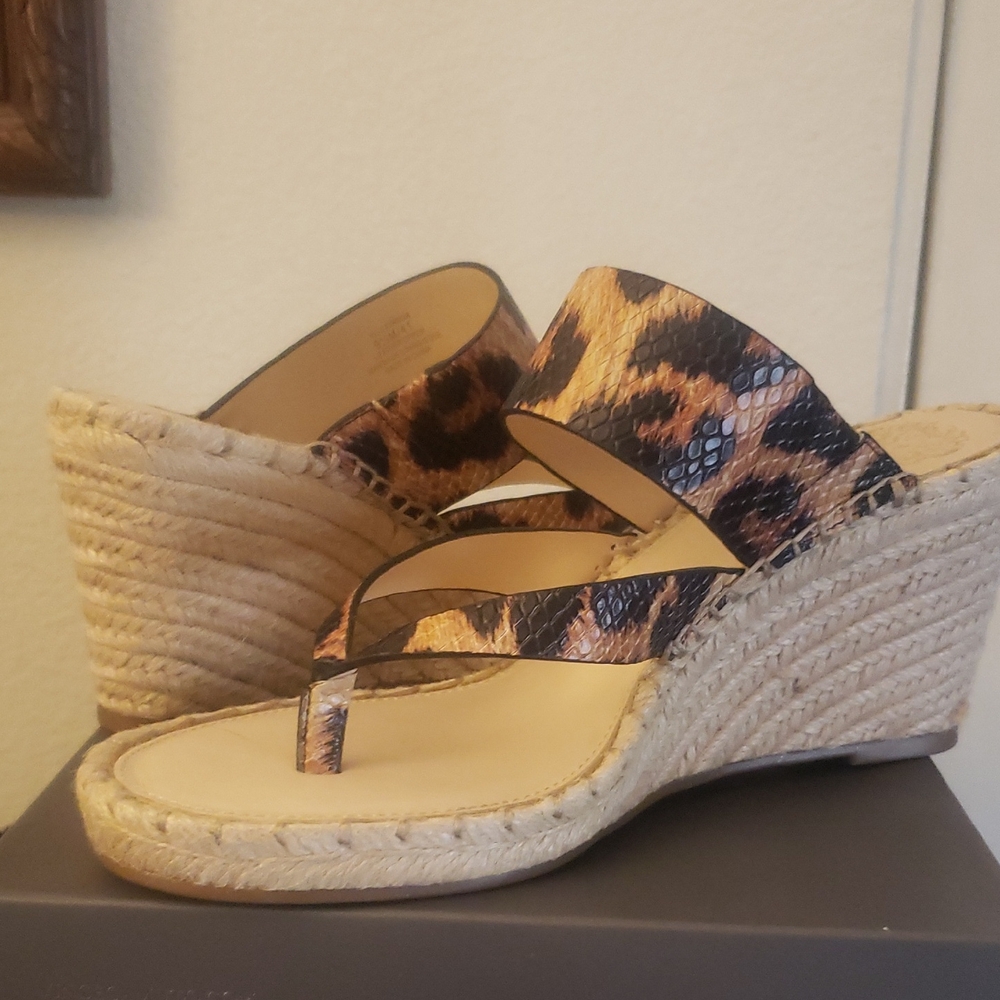 Vince Camuto NEW Lavanda Espadrille Wedge Sandal In Leopard NWT 